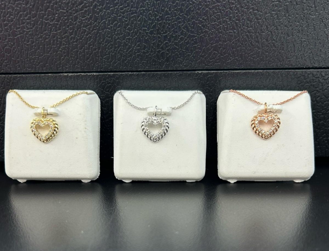 14kt Gold & Diamond Heart Chain
