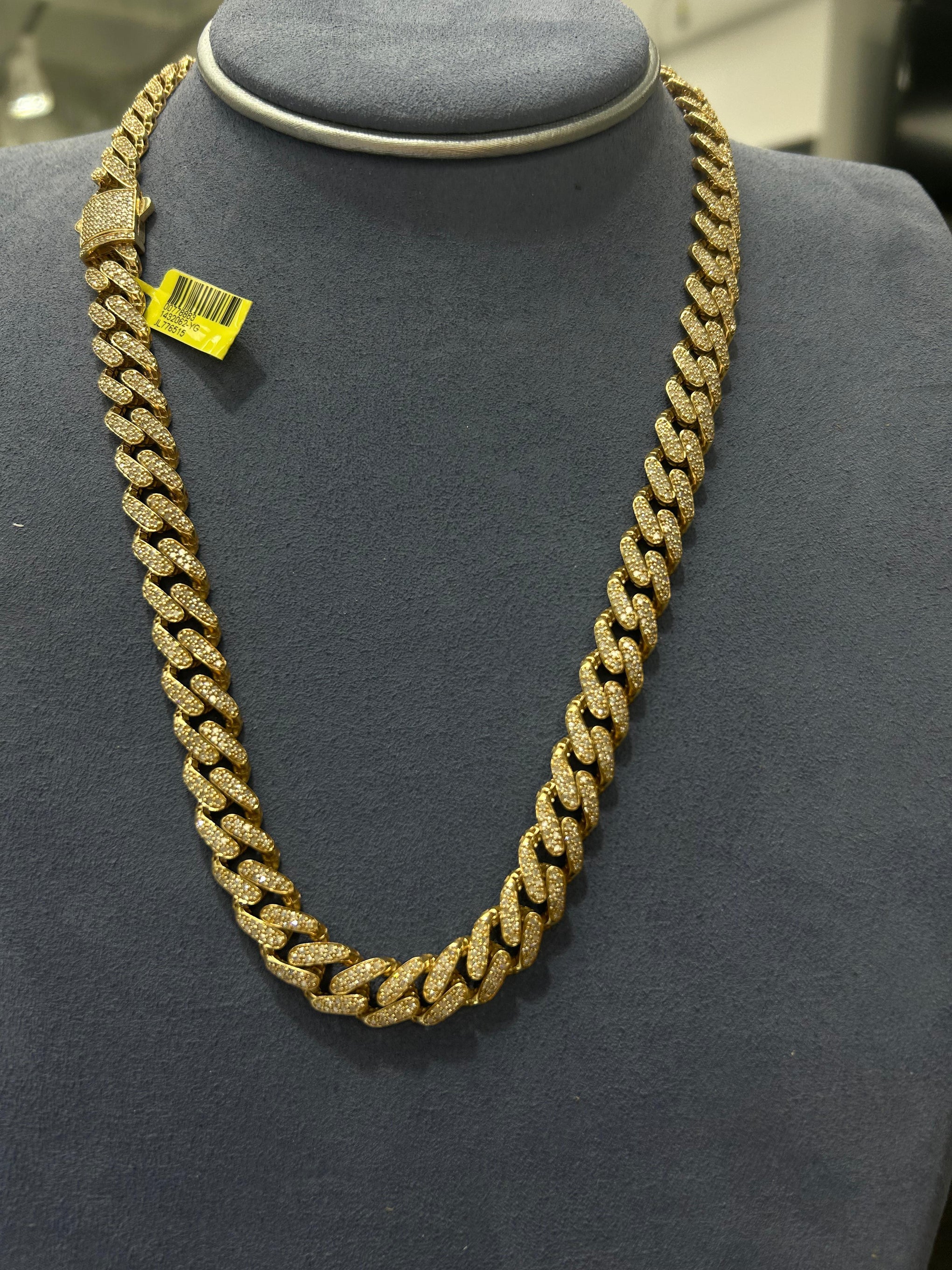 10KT Diamond Cuban Link Chain