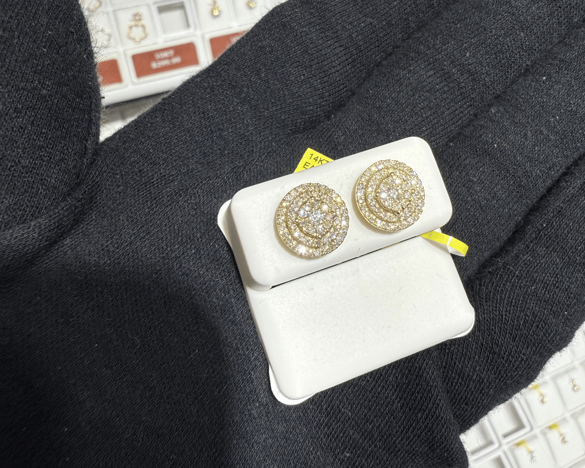 14KT Solid Gold Natural Diamond Circle Earrings